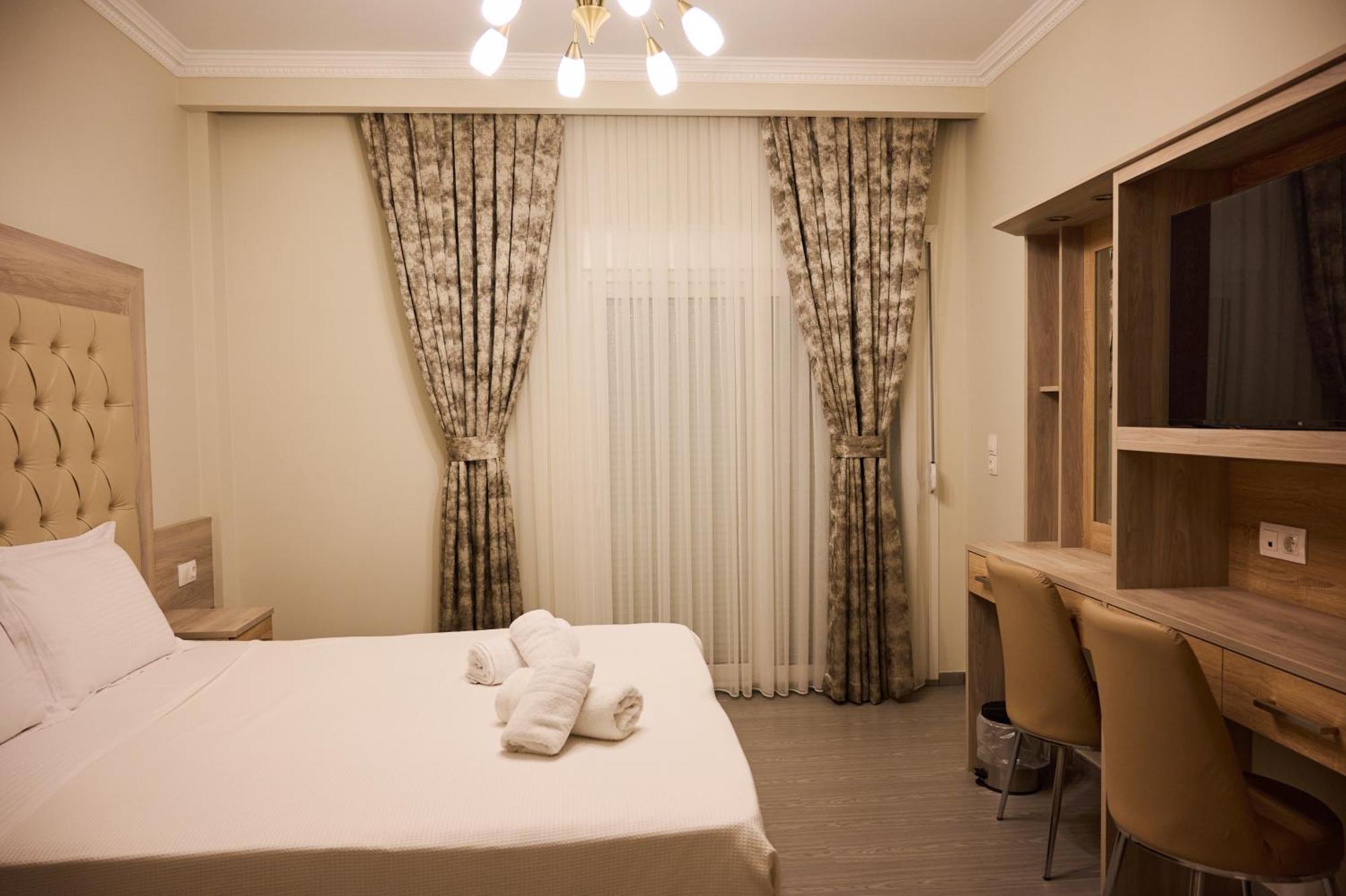 Famissi Suites 2 カランバカ エクステリア 写真