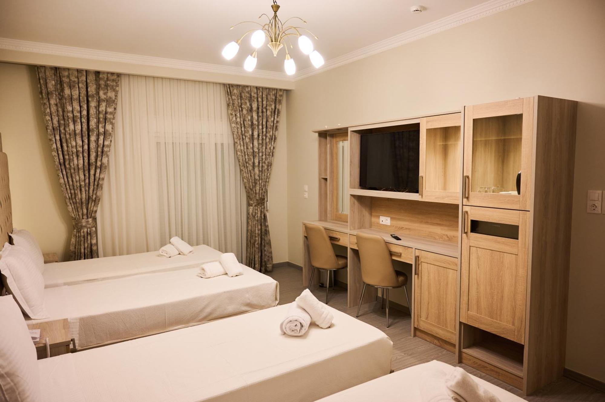 Famissi Suites 2 カランバカ エクステリア 写真
